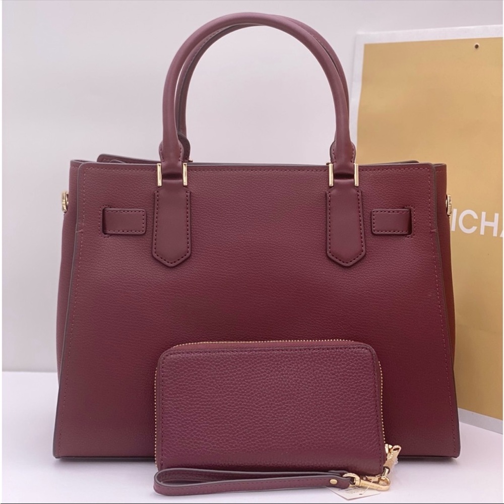 New Michael Kors Hamilton Meidum Satchel
Shoulder Crossbody Bag and Wallet Set - Picture 4 of 15